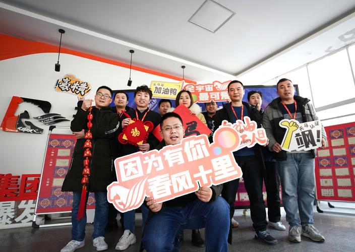 列范圍經(jīng)營),日用品,服裝,鞋帽,針織紡品,家用電器,辦公用品,電子產(chǎn)品